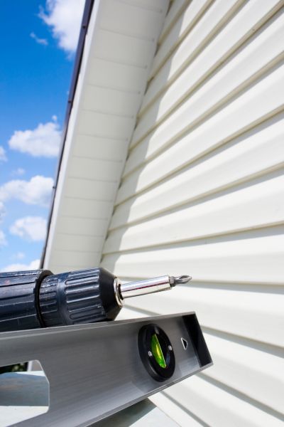 Aluminum Siding Repair Service
